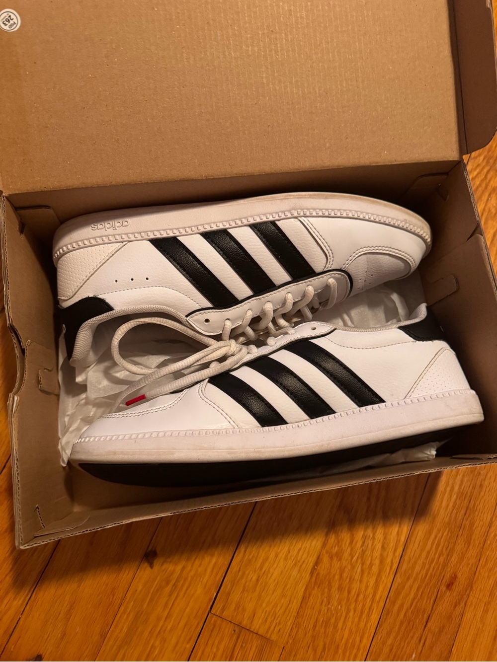 Like New! Women’s Adidas Breaknet Sleek Sneakers, size 7